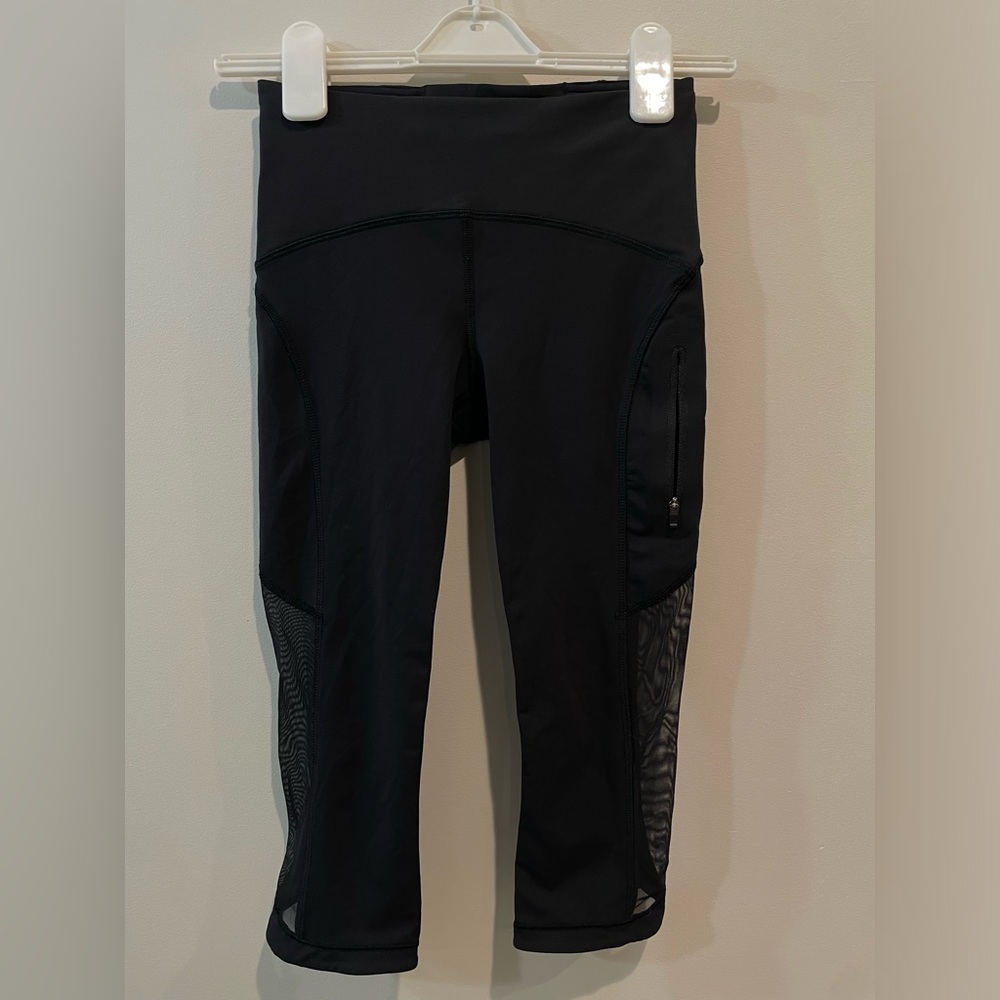 Lululemon Capri Black Leggings